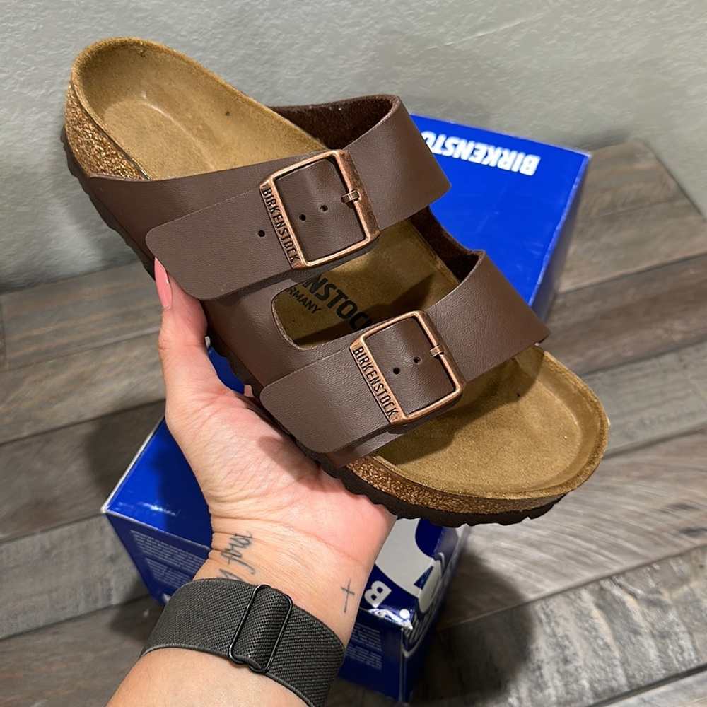 Birkenstock Arizona BS Dark Brown Sandal size 7